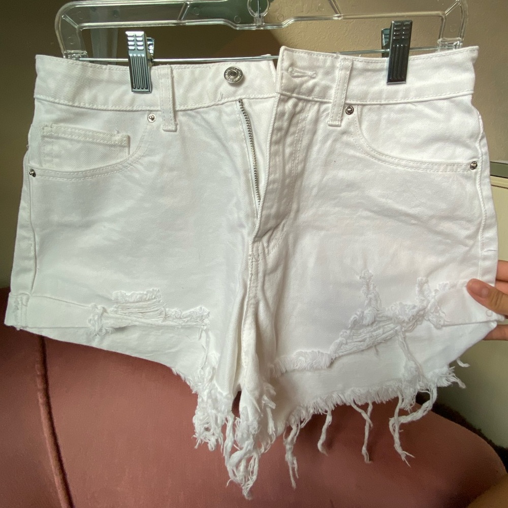 forever 21 classic white shorts size 28